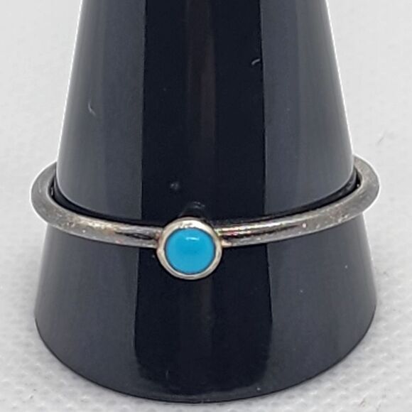 Silver & Turquoise Ring (13.5) - Picture 1 of 7